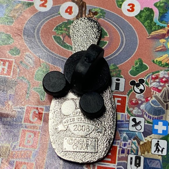 Disney Jafar Aladdin Bowling 2008 Pin - Picture 2 of 3